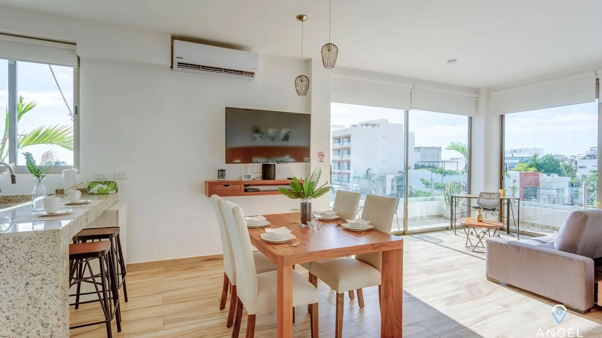 Tranquil Oceanview Studio Rooftop Pool Gym W&D Playa del Carmen 0*,  Mexico