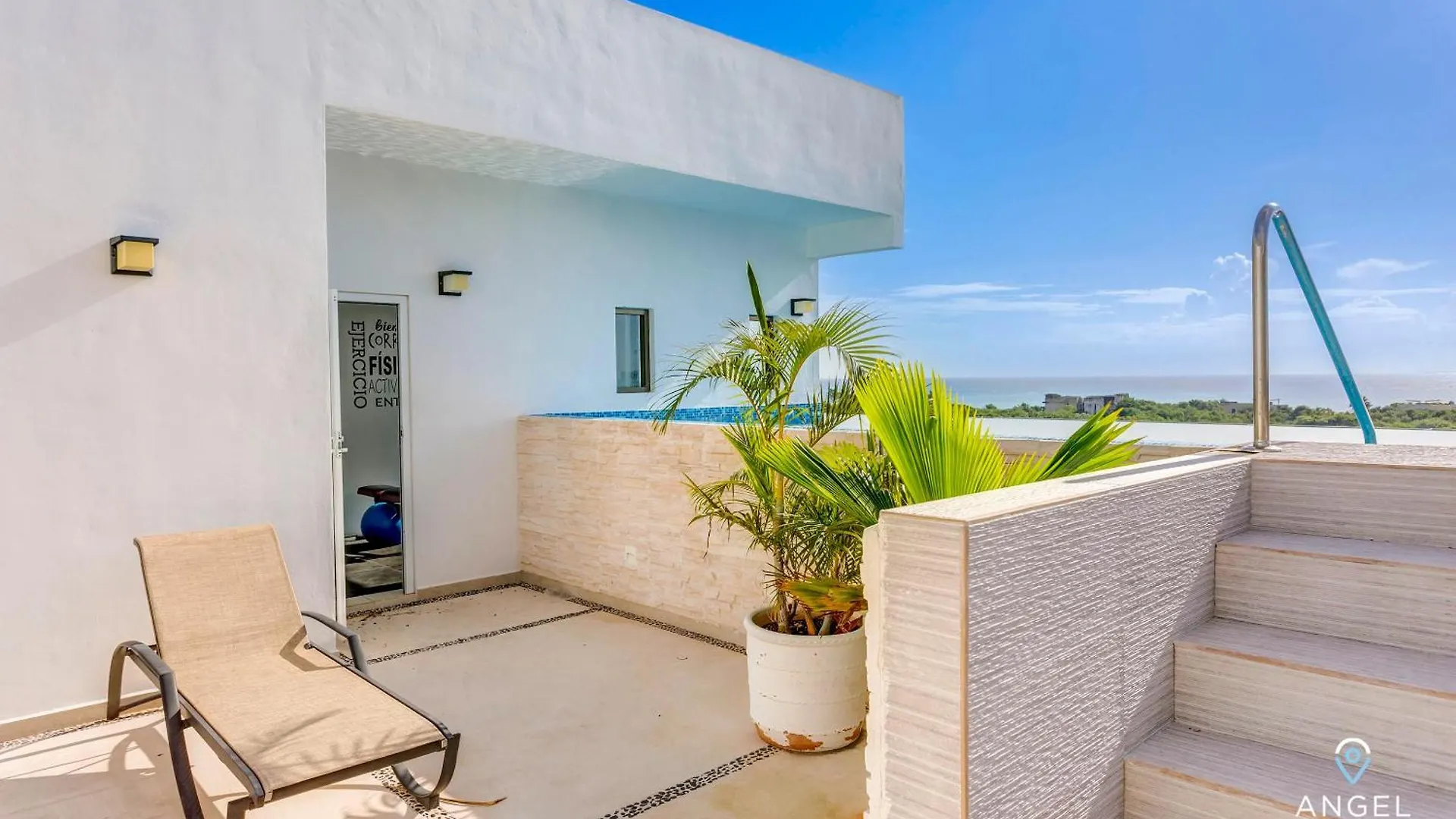 Apartment Tranquil Oceanview Studio Rooftop Pool Gym W&D Playa del Carmen Mexico