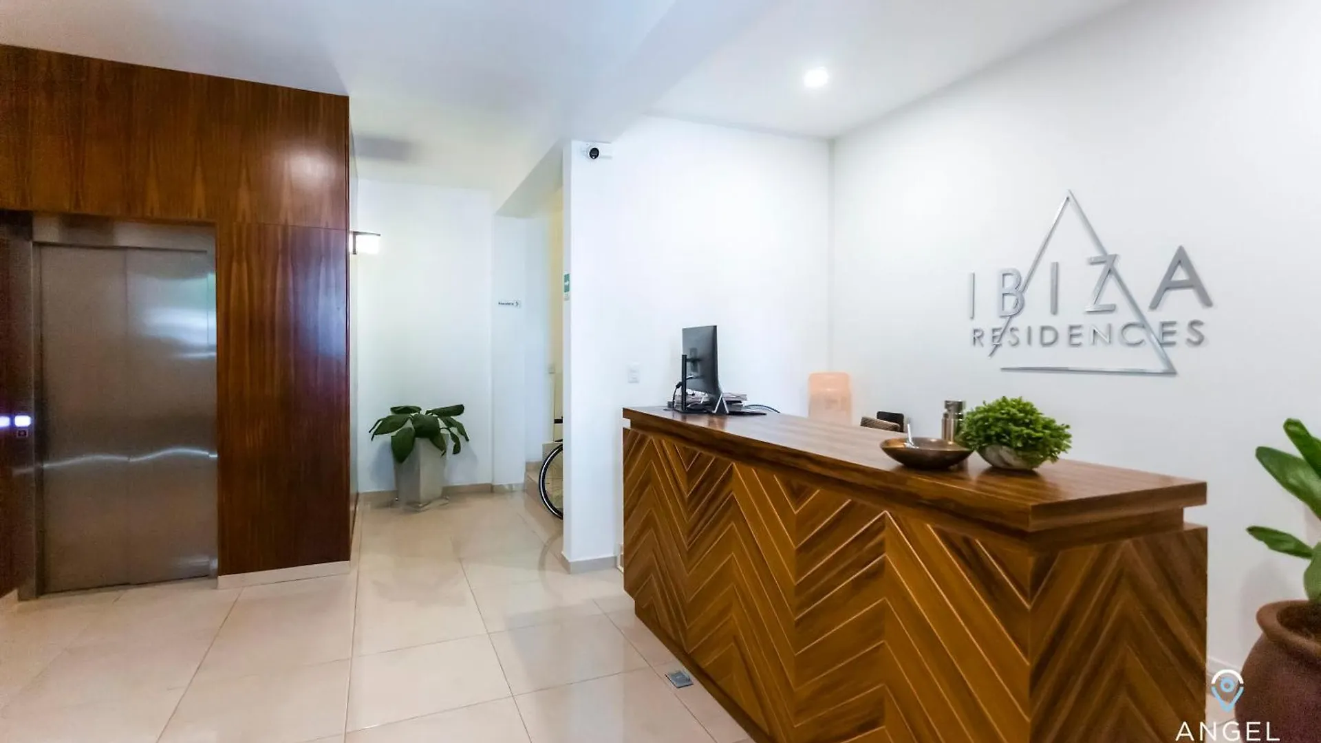 Apartment Tranquil Oceanview Studio Rooftop Pool Gym W&D Playa del Carmen